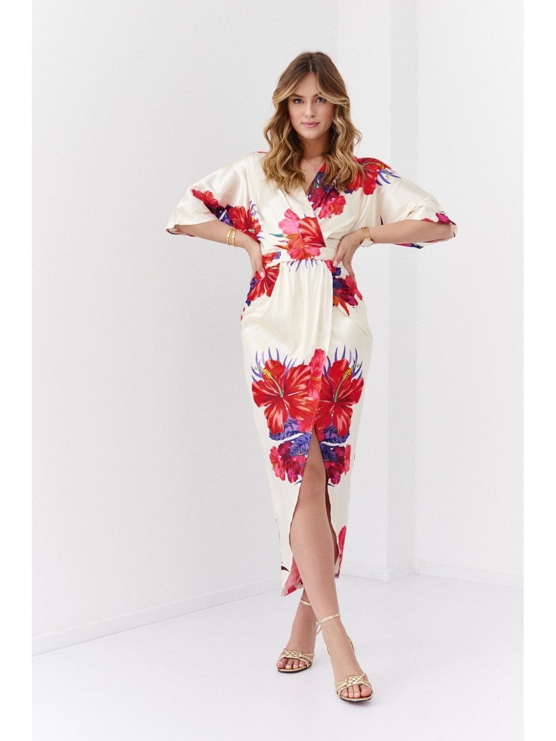 Rochie lalele din satin cu flori, crem si rosu 32750 - Magazin online - Boutique